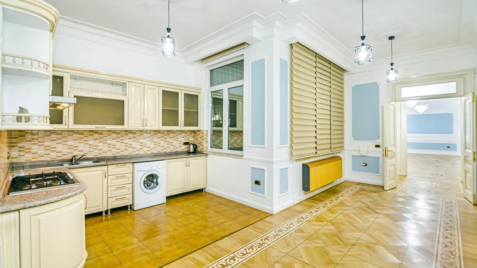 Apartment Nizami Street 7 Bedroom Baku Azerbaijan