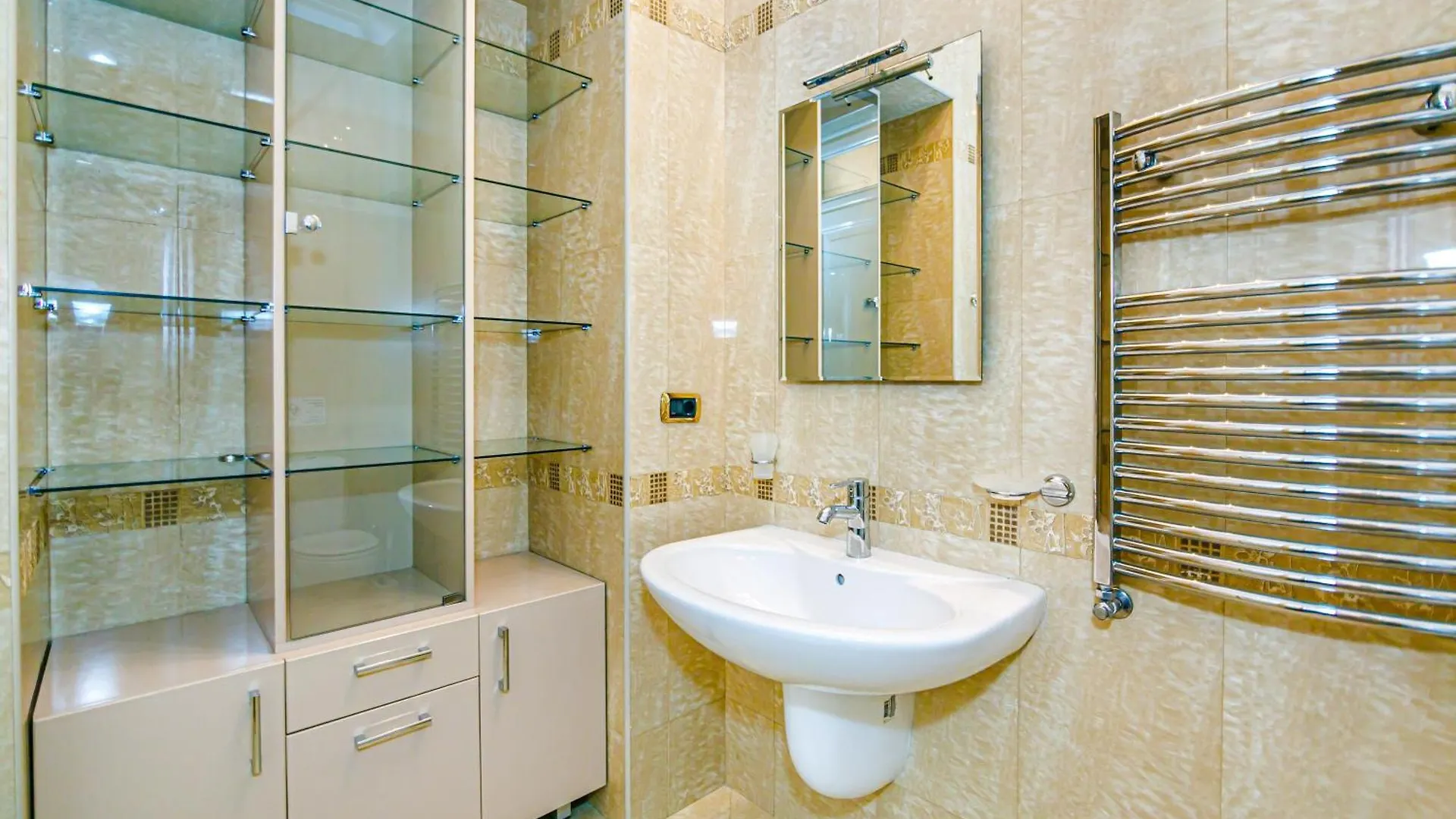 Apartment Nizami Street 7 Bedroom Baku
