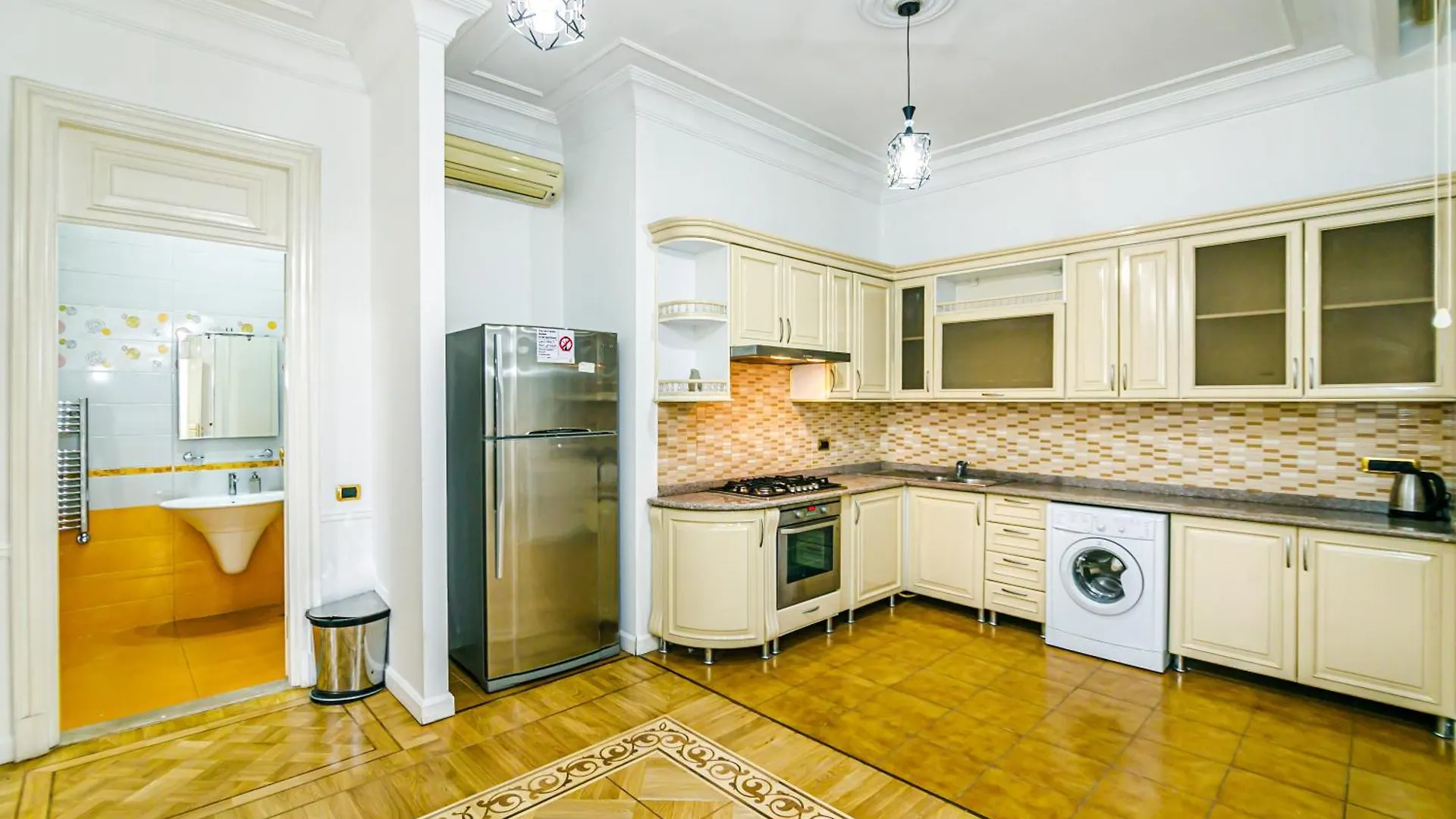 Apartment Nizami Street 7 Bedroom Baku