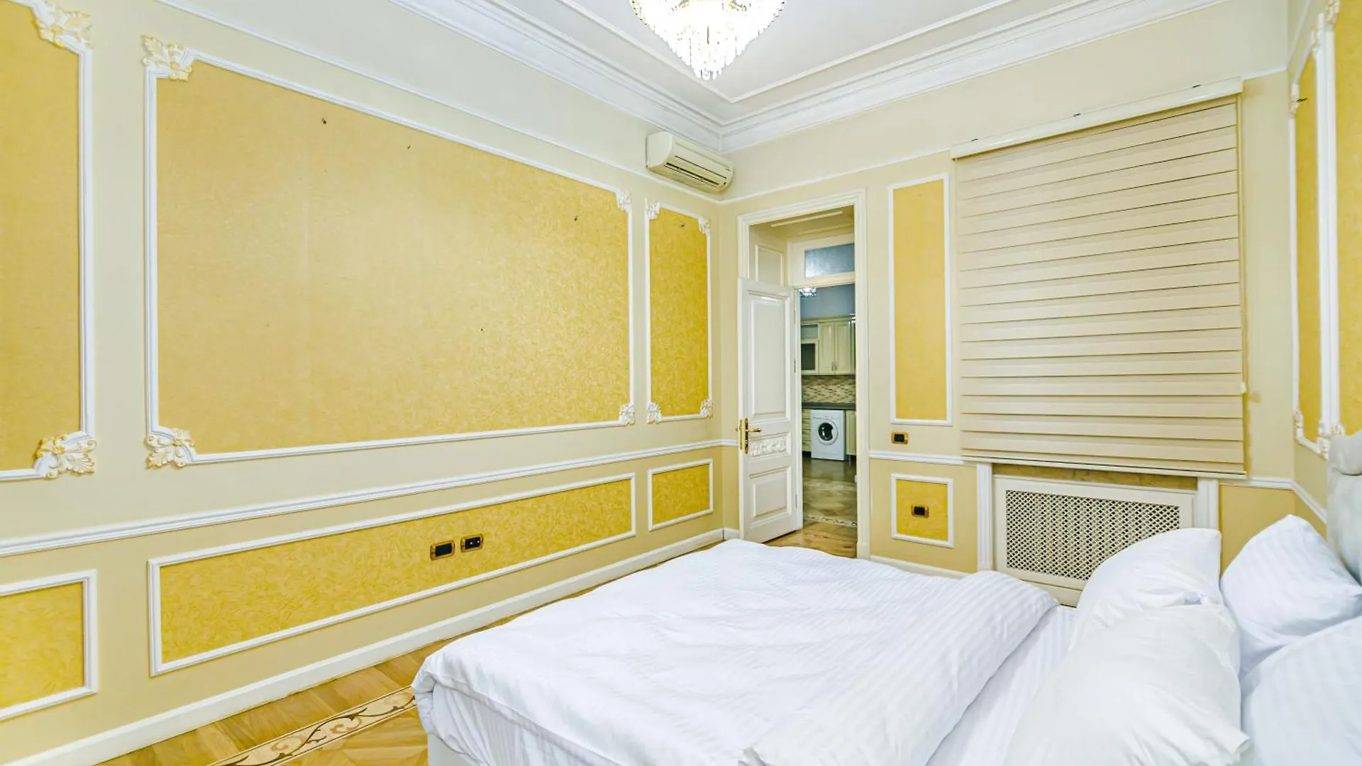 Nizami Street 7 Bedroom Baku